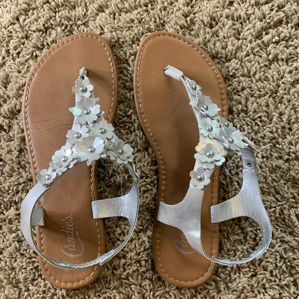 Floral sandals